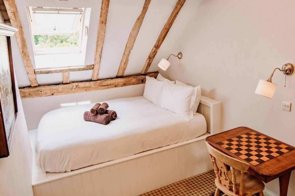 Creeksea Place Barns Burnham-on-Crouch Экстерьер фото