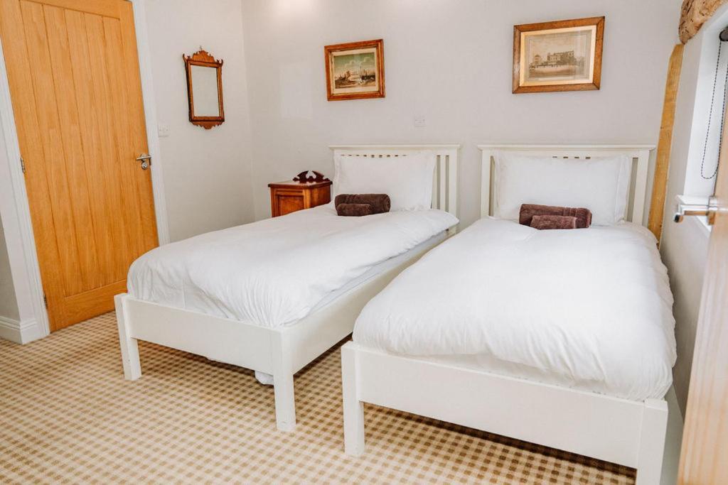 Creeksea Place Barns Burnham-on-Crouch Экстерьер фото